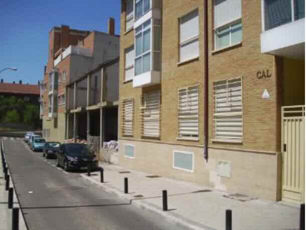 Calle La Cal 1-3, Usera- Madrid